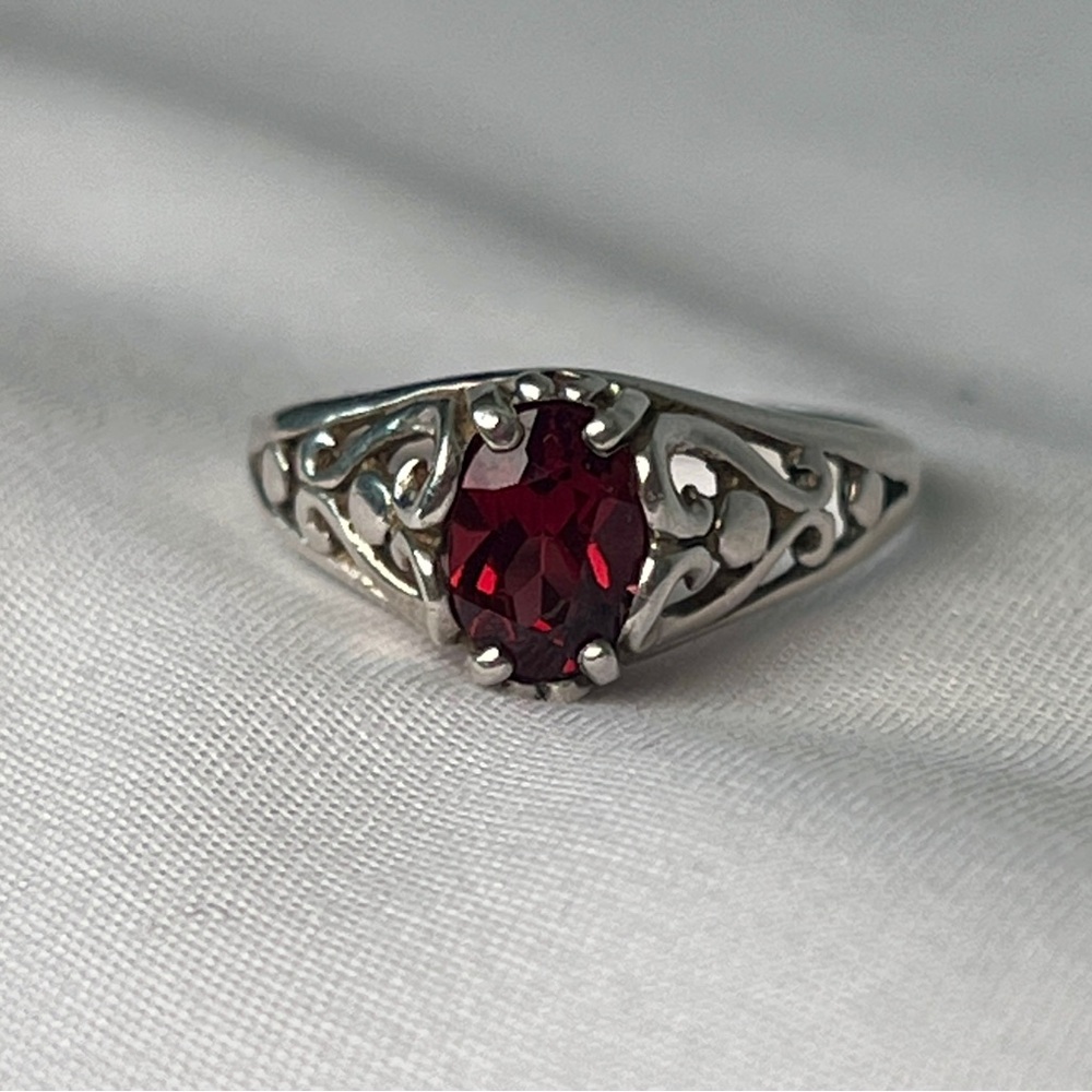 Elegant Sterling Silver Ring with Red Gemstone, Garnet?